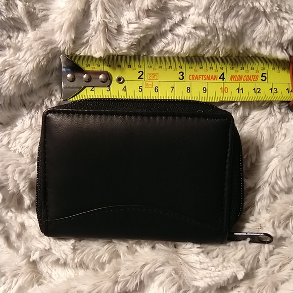 Black Leather-Free Card Holder - Picture 11 of 13